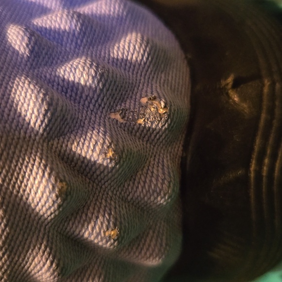 Kyrie Irving S1 Hybrid "What The" shoes (Slightly used, Box Included) - Picture 6 of 7